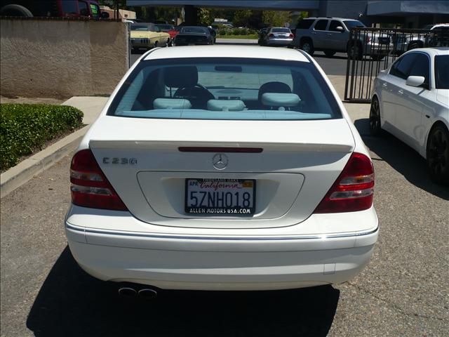 Mercedes-Benz C Class 2007 photo 4