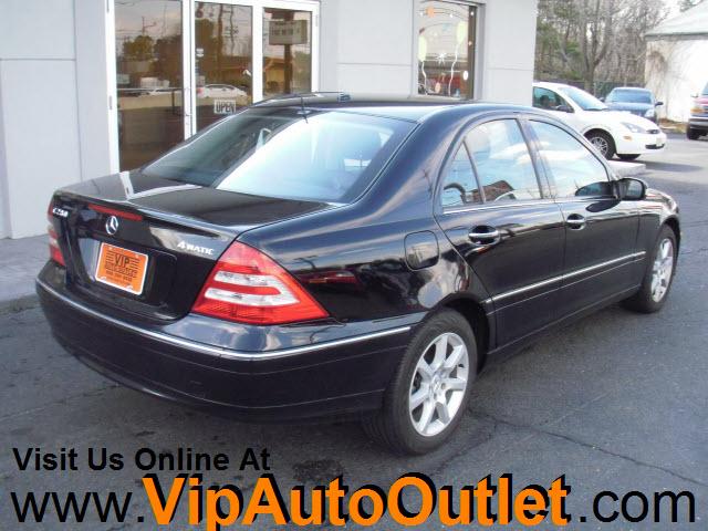 Mercedes-Benz C Class 2007 photo 2