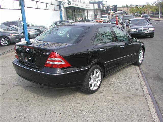 Mercedes-Benz C Class 2007 photo 1