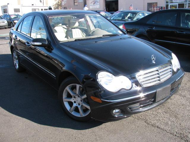 Mercedes-Benz C Class 2007 photo 1