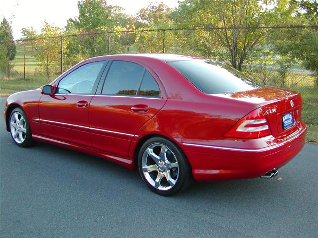 Mercedes-Benz C Class 2007 photo 2