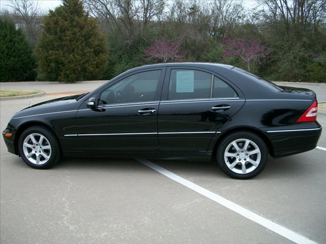 Mercedes-Benz C Class V8 - AWD Sedan