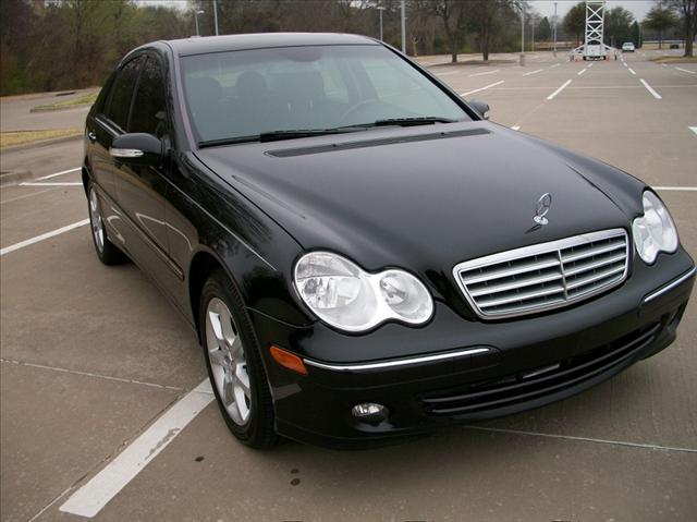 Mercedes-Benz C Class 2007 photo 3