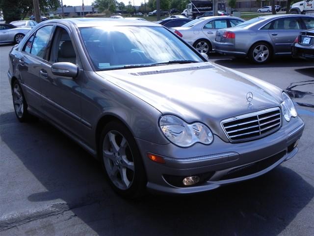 Mercedes-Benz C Class 2007 photo 3