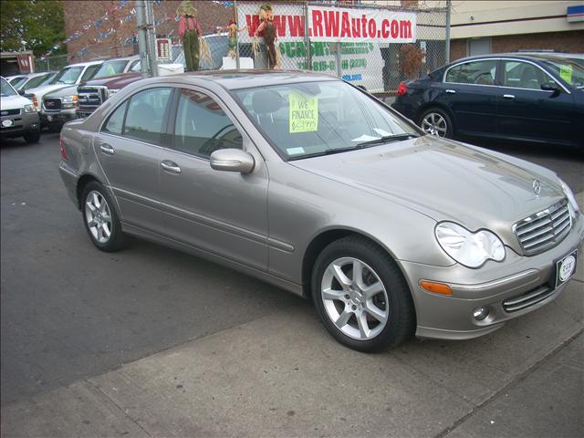 Mercedes-Benz C Class 2007 photo 1