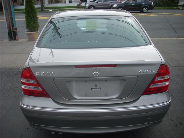 Mercedes-Benz C Class 2007 photo 3