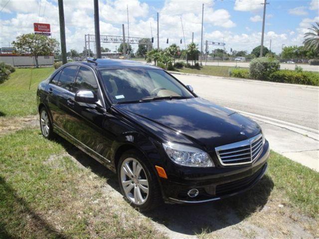 Mercedes-Benz C Class CREW CAB, SLT Sedan