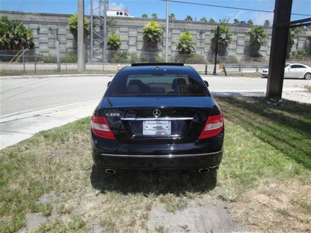 Mercedes-Benz C Class 2008 photo 3