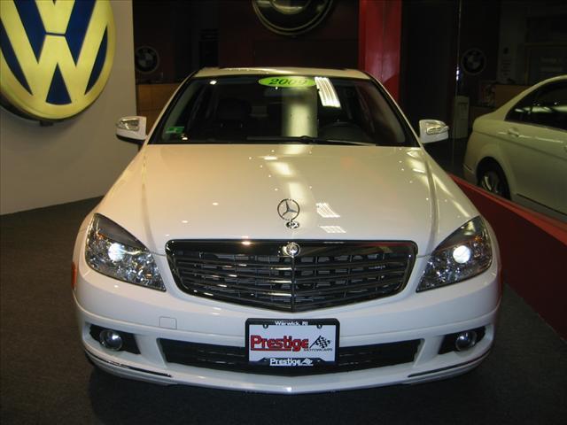 Mercedes-Benz C Class 2009 photo 1