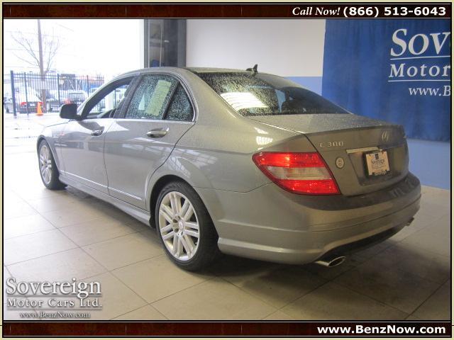 Mercedes-Benz C Class 2009 photo 2