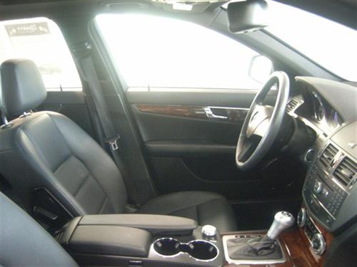 Mercedes-Benz C Class 2009 photo 3