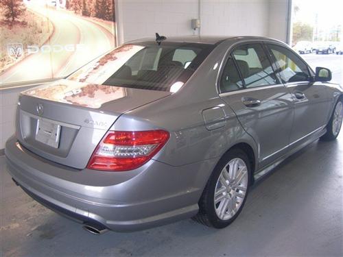 Mercedes-Benz C Class 2009 photo 4