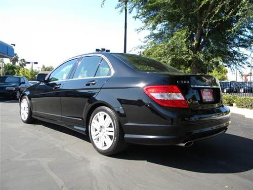 Mercedes-Benz C Class 2009 photo 1