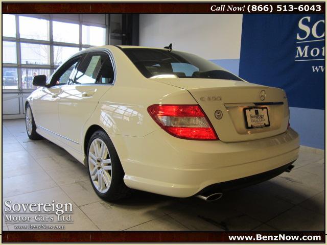 Mercedes-Benz C Class 2009 photo 2