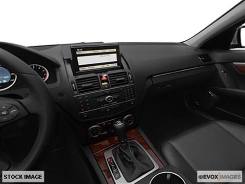 Mercedes-Benz C Class 2009 photo 2