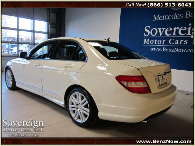 Mercedes-Benz C Class 2009 photo 2