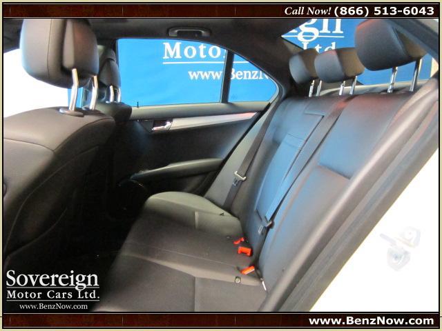 Mercedes-Benz C Class 2009 photo 4