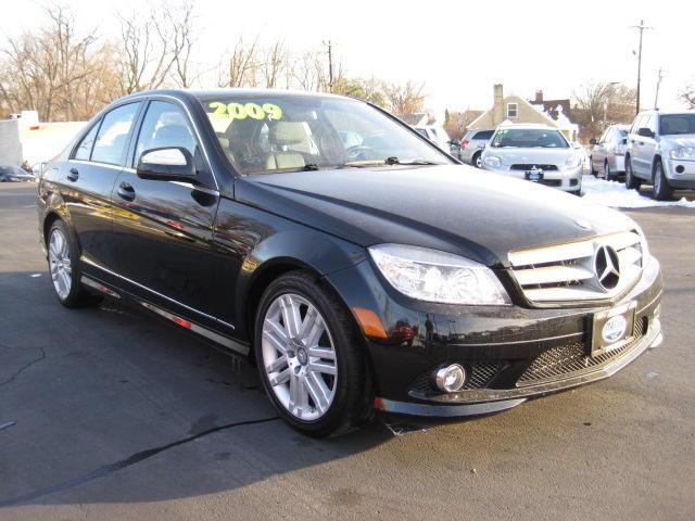 Mercedes-Benz C Class 2009 photo 4