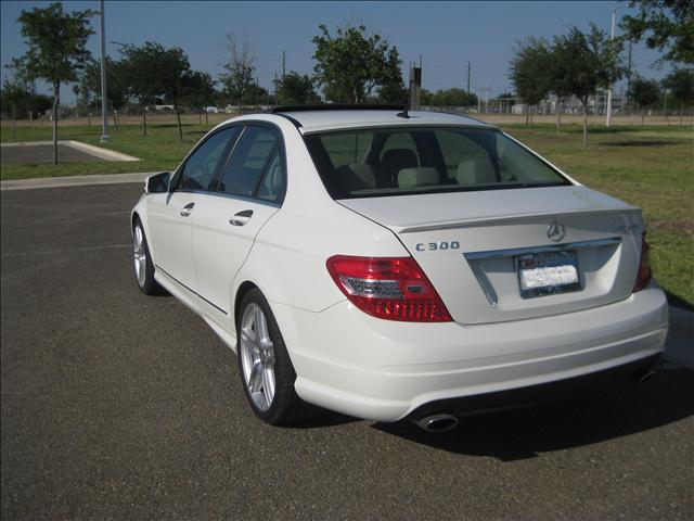 Mercedes-Benz C Class 2010 photo 5