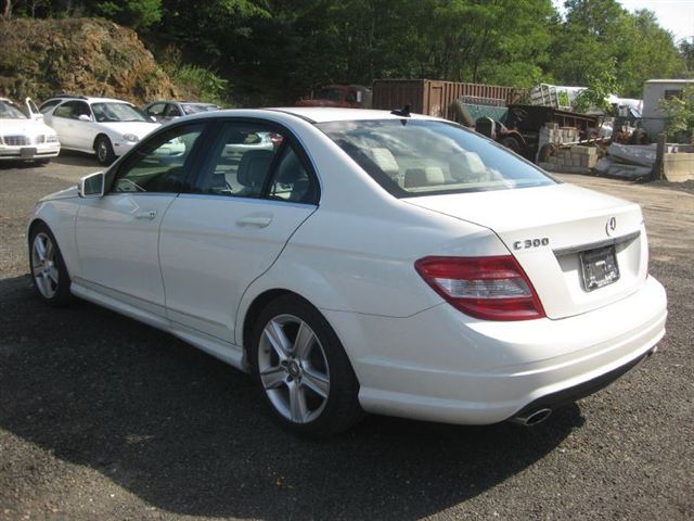 Mercedes-Benz C Class 2011 photo 1