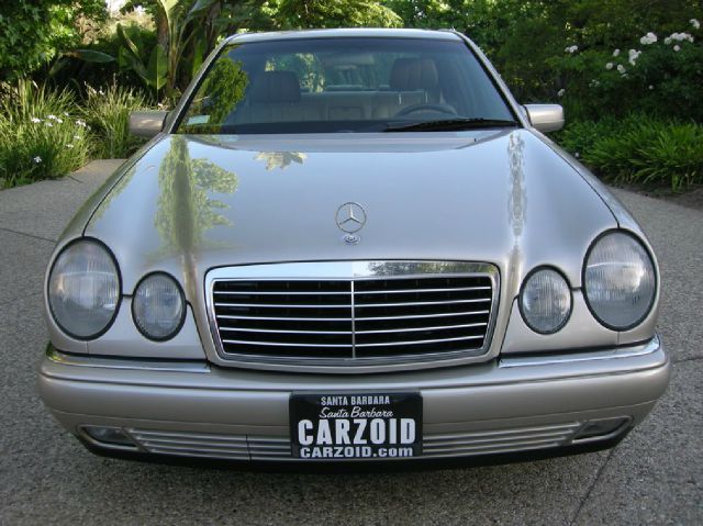 Mercedes-Benz E-Class 1997 photo 2