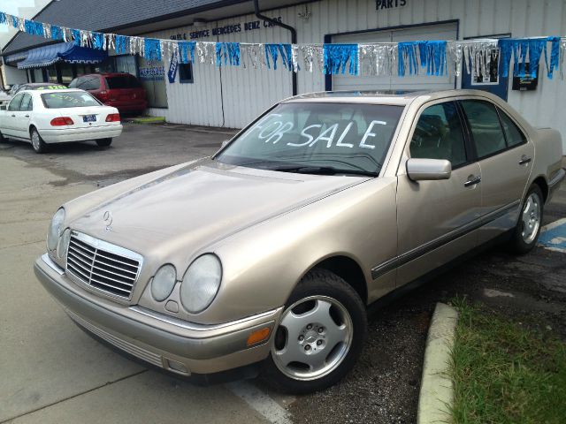 Mercedes-Benz E-Class 1997 photo 3