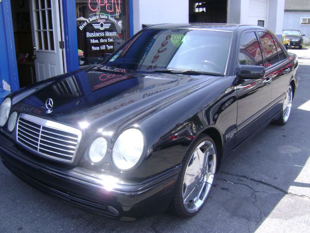 Mercedes-Benz E-Class 1997 photo 2