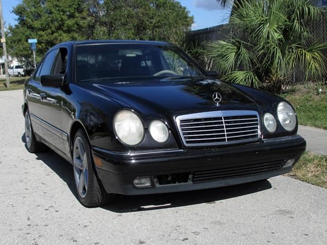 Mercedes-Benz E-Class 1997 photo 2