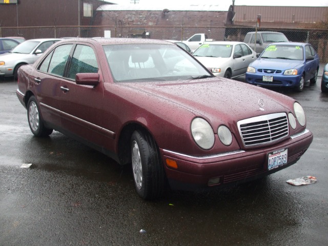 Mercedes-Benz E-Class 1998 photo 4