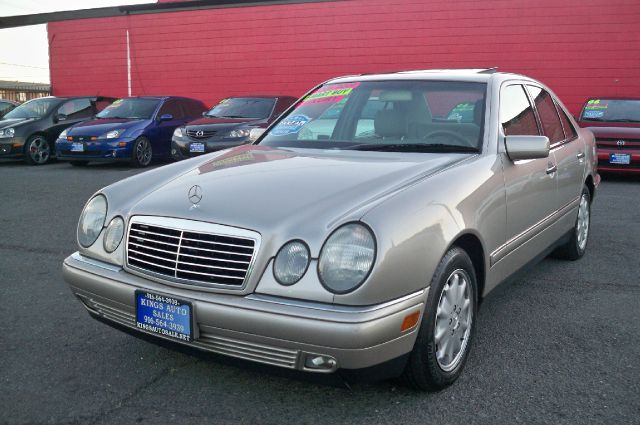 Mercedes-Benz E-Class 1998 photo 4