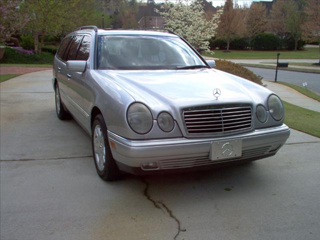 Mercedes-Benz E-Class 1999 photo 2