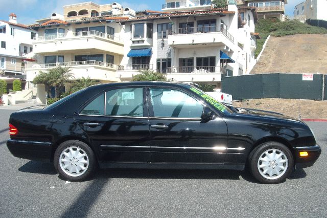 Mercedes-Benz E-Class 1999 photo 19