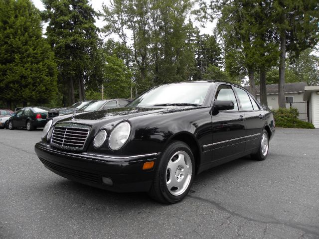 Mercedes-Benz E-Class 1999 photo 14