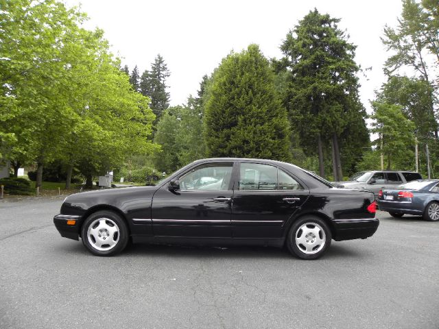 Mercedes-Benz E-Class 1999 photo 15