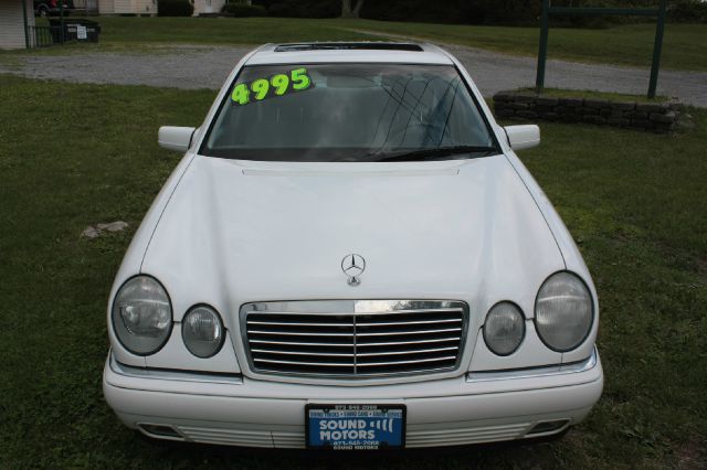 Mercedes-Benz E-Class 1999 photo 4