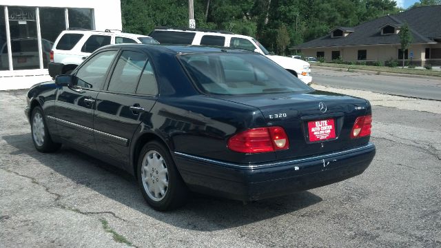 Mercedes-Benz E-Class 1999 photo 2