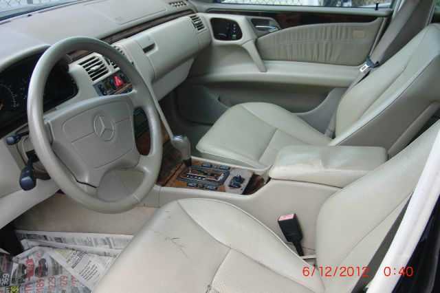 Mercedes-Benz E-Class 1999 photo 2