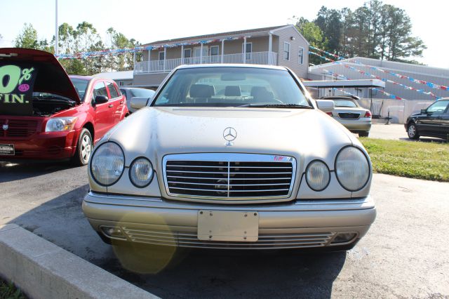 Mercedes-Benz E-Class 1999 photo 18