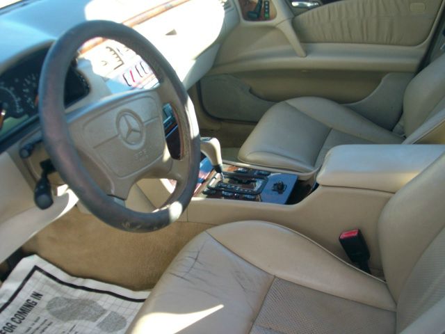 Mercedes-Benz E-Class 1999 photo 3