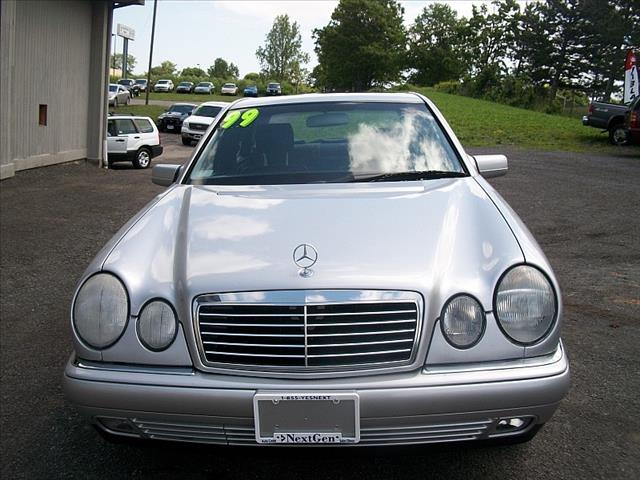 Mercedes-Benz E-Class 1999 photo 1