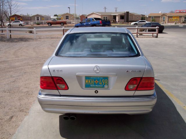 Mercedes-Benz E-Class ML32 Sedan