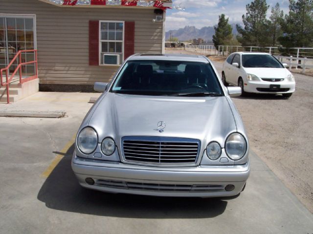 Mercedes-Benz E-Class 1999 photo 6