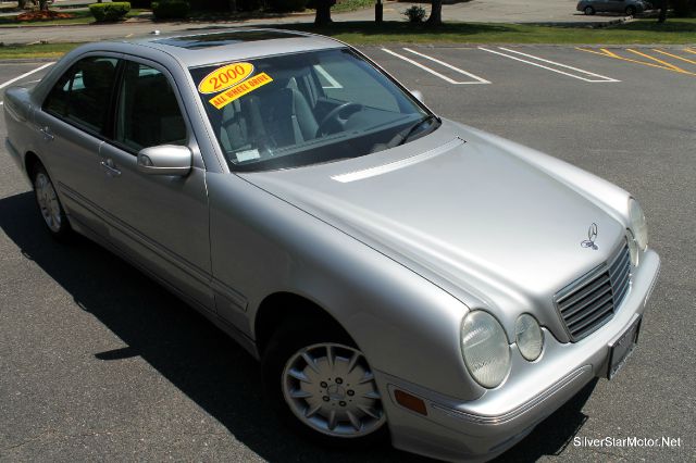 Mercedes-Benz E-Class 2000 photo 9