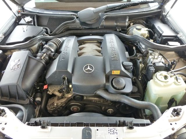 Mercedes-Benz E-Class 2000 photo 11