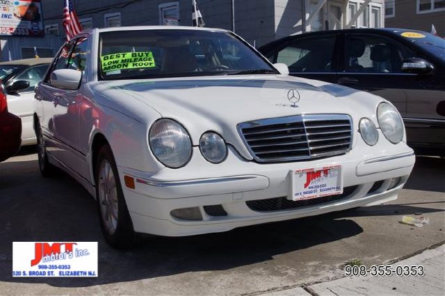 Mercedes-Benz E-Class 2000 photo 2