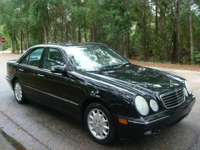 Mercedes-Benz E-Class 2000 photo 73