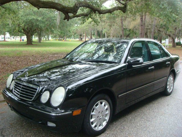 Mercedes-Benz E-Class 2000 photo 76