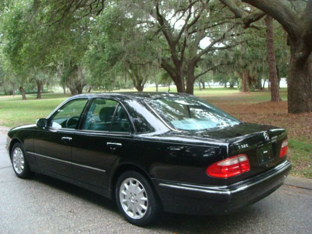 Mercedes-Benz E-Class 2000 photo 83