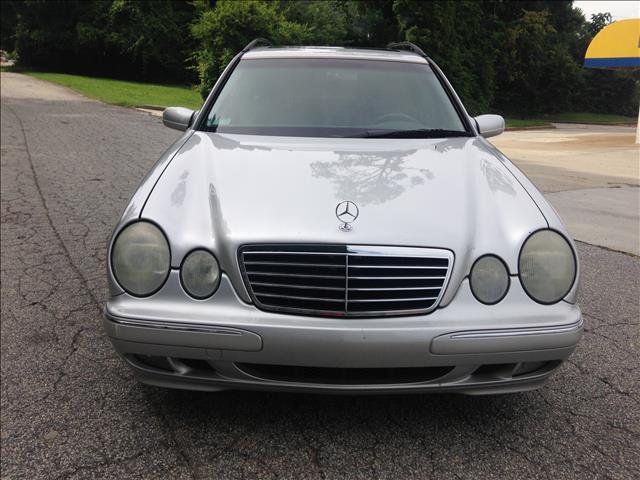 Mercedes-Benz E-Class 2000 photo 3