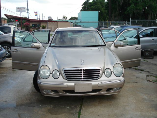 Mercedes-Benz E-Class 2000 photo 3